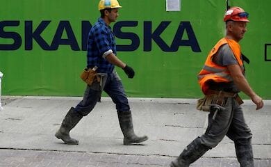 После отмены строгого карантина количество трудовых мигрантов из Украины в Польше продолжает расти