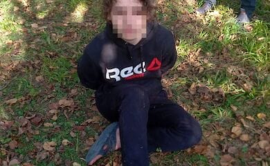 Подросток напал с молотком на дедушку и бабушку