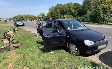 Бандити вимагали 4 мільйони гривень з фермерів