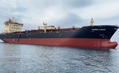 Український капітан врятував у Середземному морі 27 мігрантів