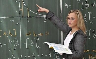 Київські школи почали роботу в умовах &laquo;помаранчевої&raquo; карантинної зони