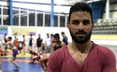 Суд приговорил Афкари к виселице