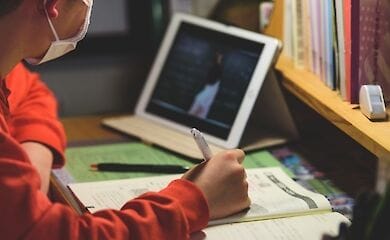 Для організації &laquo;змішаної&raquo; освіти Україна проситиме зарубіжної допомоги