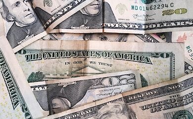 У НБУ пояснили, чому долар росте