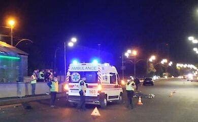 У Києві мотоцикліст на повному ходу врізався в пішохода
