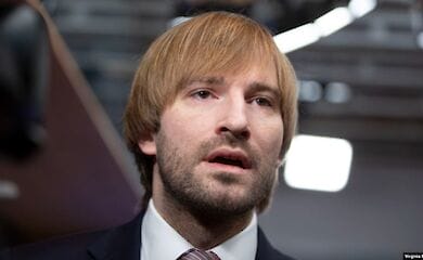 Министр здравоохранения Чехии подал в отставку из-за COVID-19
