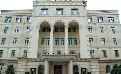 В Азербайджане сообщили об убитых гражданских после обстрелов со стороны Армении  