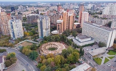 В КГГА рассказали, когда закончат ремонт в "Киевской крепости"