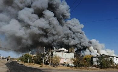 В Станице Луганской разгорается новый пожар