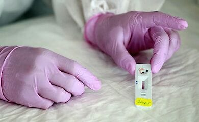 За останній тиждень в Україні поклали в лікарні 2500 осіб з COVID-19
