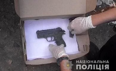 В Одессе двое мужчин похитили таксиста и потребовали выкуп