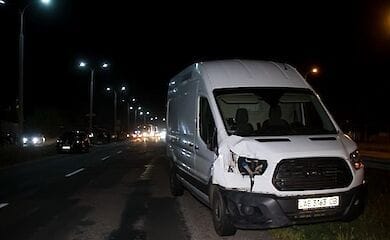 Возле Днепра микроавтобус сбил насмерть двух человек