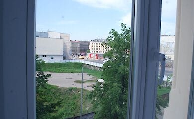 Фото вида из окна хватит, чтобы недоброжелатель мог начать слежку за человеком