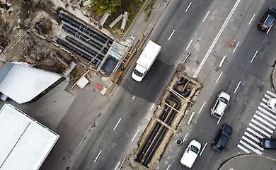 По программе замены теплосетей Киевтеплоэнерго  проводит реконструкцию 100 км теплосетей