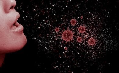 С covid-19 Украину ждет катастрофа: больных уже некуда класть