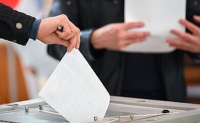 5 вопросов от Президента. Что известно про Всеукраинский опрос во время выборов