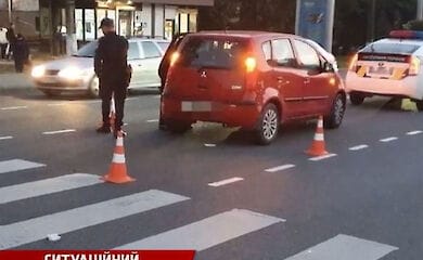 У Вінниці автомобіль скоїв наїзд на двох неповнолітніх