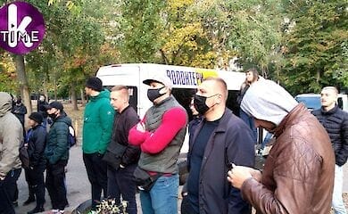Суд продлил арест для нападавшего на автобус с людьми