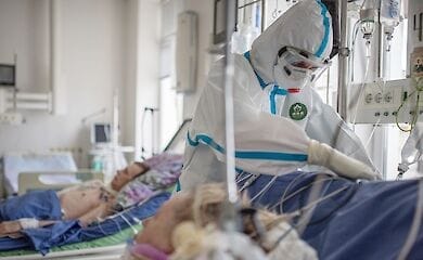 Коронавирус поражает внутренние органы и после выздоровления