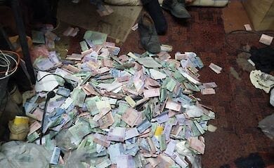 16-летний парень украл у пожилой женщины пакет с деньгами