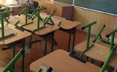 Пять столичных школ закрыли на карантин