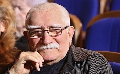 Легендарний радянський артист Армен Джигарханян помер у лікарні від зупинки серця