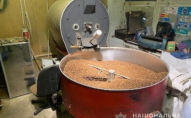 В Киеве обнаружили почти 20 тонн поддельного кофе
