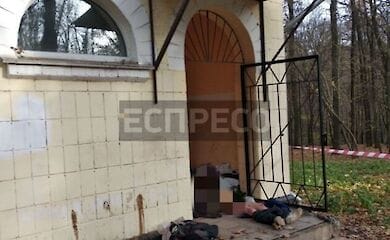 Второе убийство в Голосеевском парке: в одном из ресторанов нашли тело полураздетой девушки