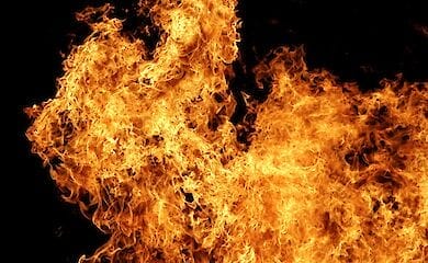 В Киеве за ночь сгорели четыре автомобиля