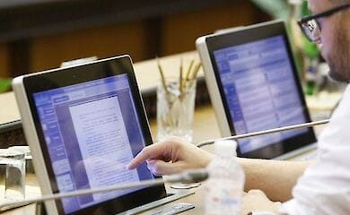 Пациенты смогут покупать антибиотики по электронным рецептам