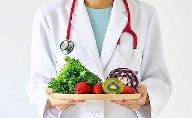 Стало известно, какие продукты помогают в борьбе с коронавирусом