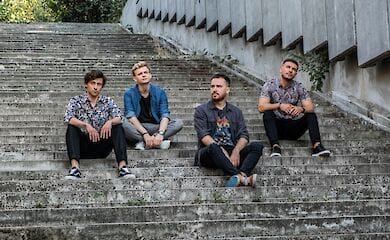 Удвічі більше: Cloudless презентували одразу 2 версії синглу та 2 версії кліпу на нього