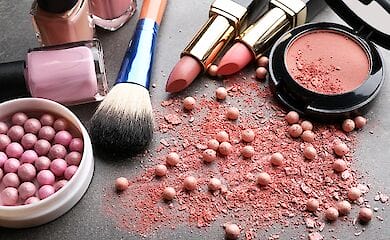 Магазин профессиональной косметики в Украине