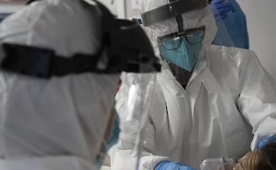 В США зафиксировали рекордную суточную смертность от коронавируса