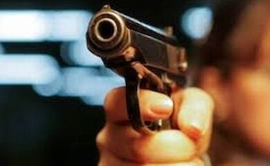 У Переяславі біля магазину сталася стрілянина