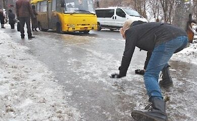Последствия гололеда в столице