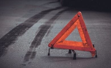 У Києві через ожеледицю сталася аварія на проспекті Перемоги