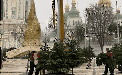 Где разместят шляпу, снятую с киевской новогодней елки