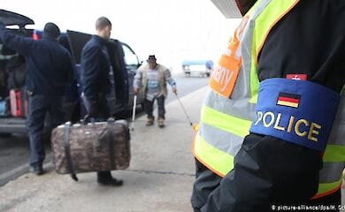 У Німеччині влаштували рейд через посередників, нелегально відправляли українок на заробітки