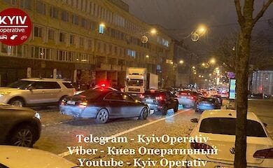 ДТП в центре Киева: движение по ул. Хмельницкого ограничено