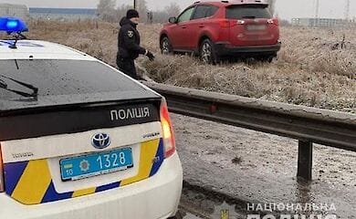 Під Києвом грабіжники проникли в будинок і напали на господарів