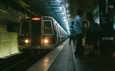 Пасажиропотік метрополітену цього року значно скоротився - Кличко