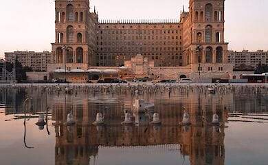 МАУ відновлює рейси в Азербайджан