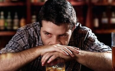 Люди, злоупотребляющие алкоголем, гораздо меньше склонны к эмпатии
