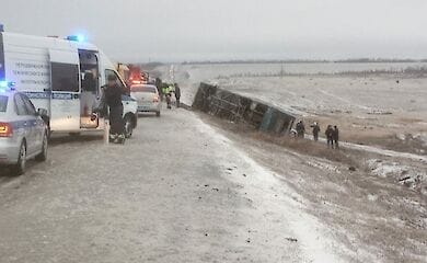 Под Ростовом перевернулся автобус Москва-Луганск, есть погибшие