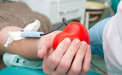 Доноров крови в Киеве будут бесплатно проверять на коронавирус