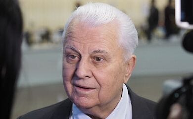 Кравчук заявил, что на всеукраинский референдум нужно вынести вопрос Донбасса и Крыма