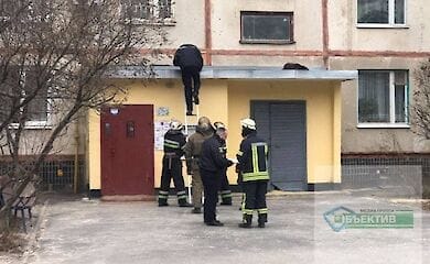 У Харкові випала з вікна і розбилася на смерть студентка