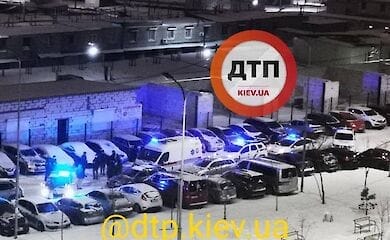 ЧП в Киеве: неизвестный подстрелил мужчину