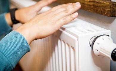 Шмигаль заявив, що в цьому опалювальному сезоні тарифи не піднімуть